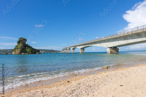 沖縄の青い海と橋 古宇利大橋 Kouri Bridge