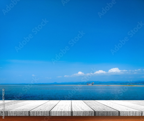 tabletop with sea © thawornnurak