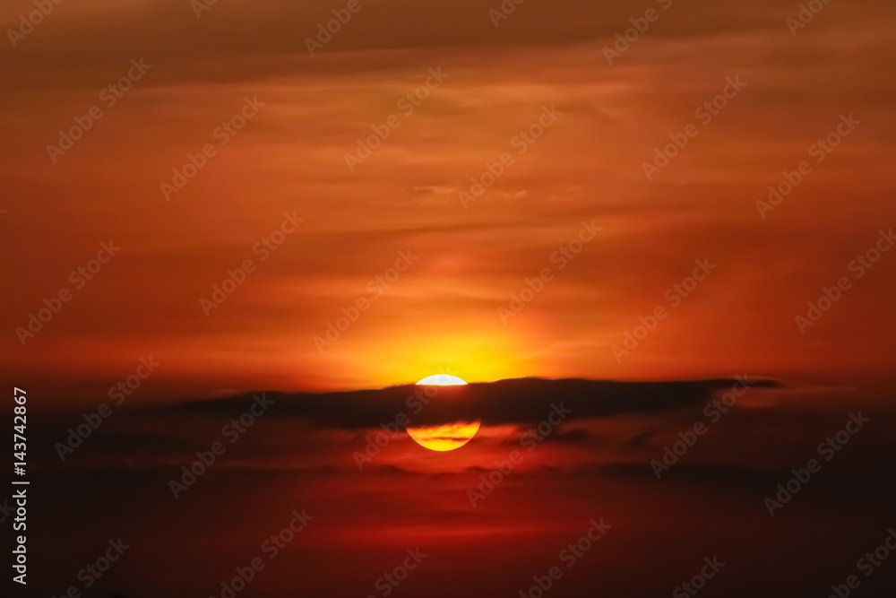 Fototapeta premium Sun on sunset sky