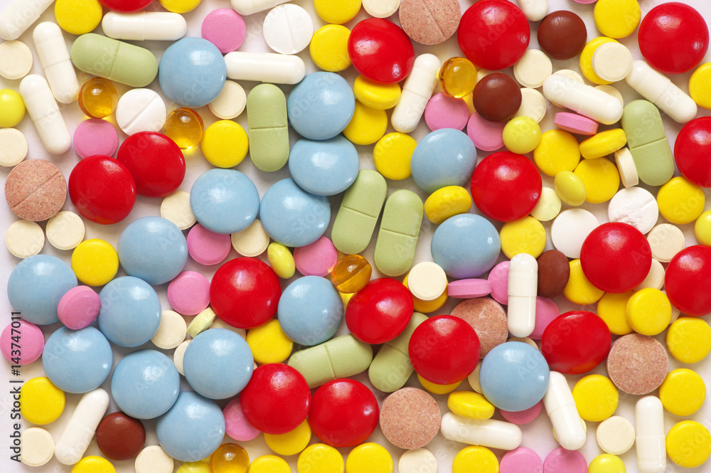 Fototapeta premium Heap of colorful pills