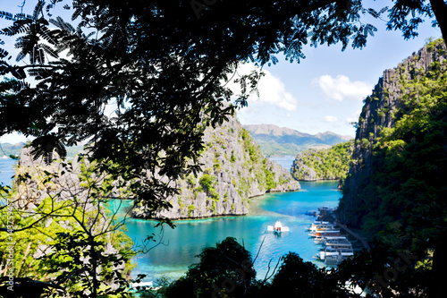  view from a cliff of the brautiful paradise bay and tropical lagoon photo