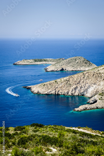 Obraz na płótnie Boats and turquoise water in the blue lagoon of Porto Vromi, Zakynthos (Zante) Island, Greece w salonie