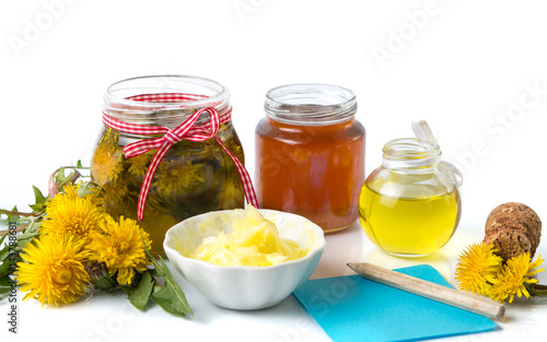 Fototapeta Naklejka Na Ścianę i Meble -  Dandelion natural products collection with notebook