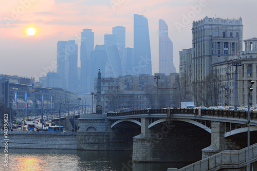 Moscow. The Borodino Bridge. Sunset. April 06  2017