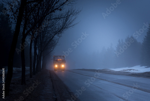 Down the Road © Vanveen JF