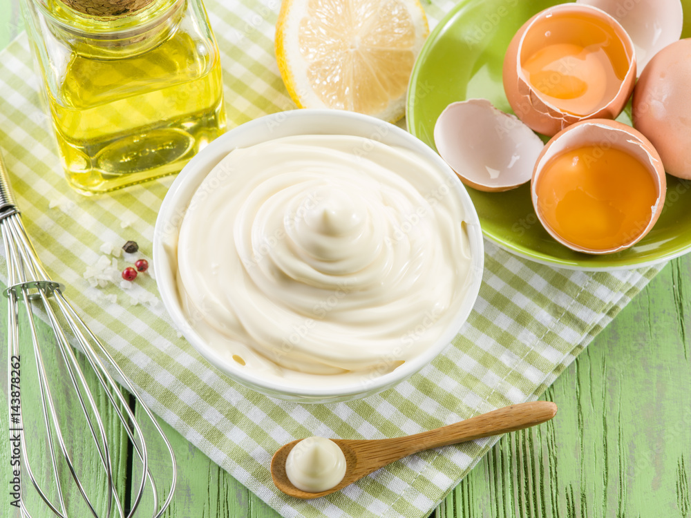 Natural mayonnaise ingredients and the sauce itself. Natural mayonnaise ingredients and the sauce itself.
