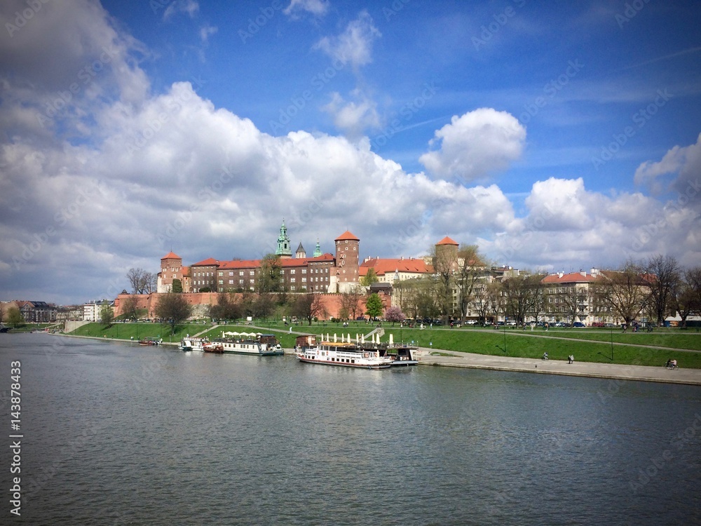 Kraków, widok na Wawel oraz Wisłę