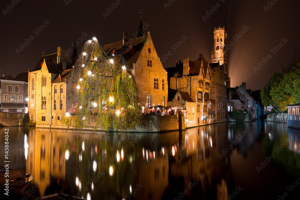 Obraz premium Historic Medieval City of Bruges with River Canal at Dusk, Belgium