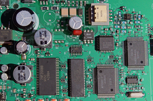 Circuito electrónico con microchips