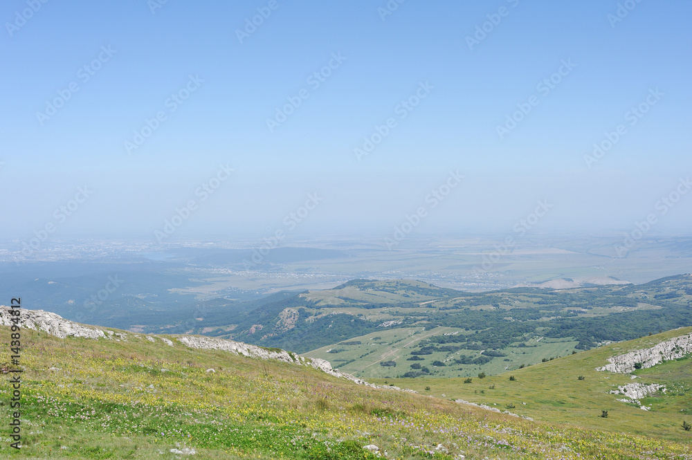 Naklejka premium Chatyrdag mountain beautiful landscape in Crimea, Russia.