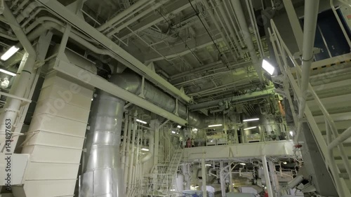 Wallpaper Mural Engine room of vessel Torontodigital.ca