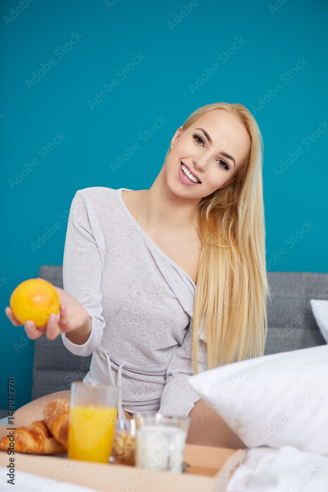 Breakfast served to bed. Breakfast served to bed.