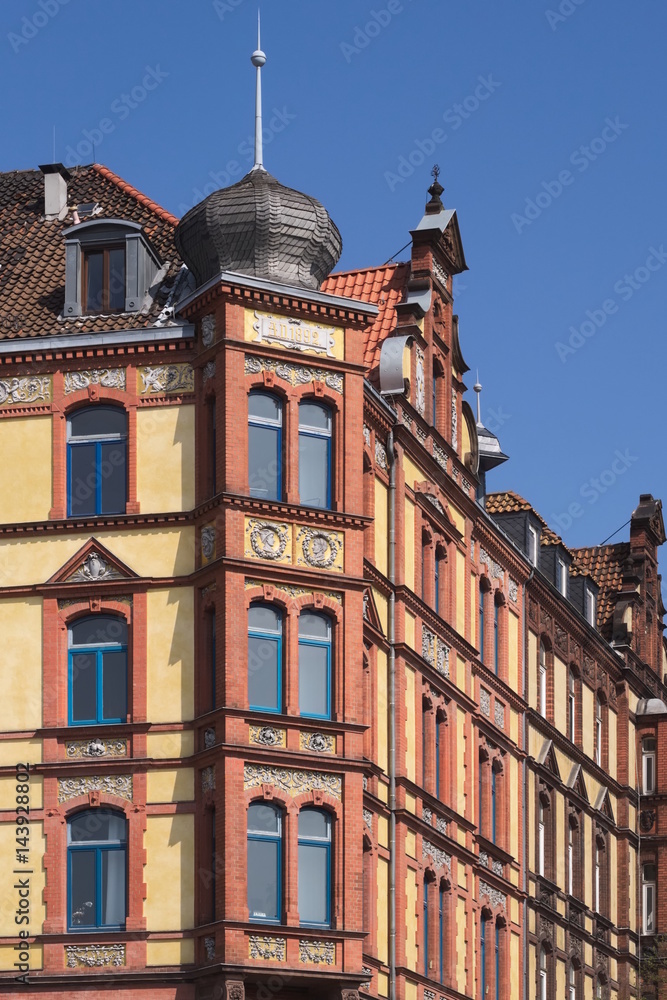 Fototapeta premium Hannover - Gründerzeitliche Häuserzeile, Deutschland