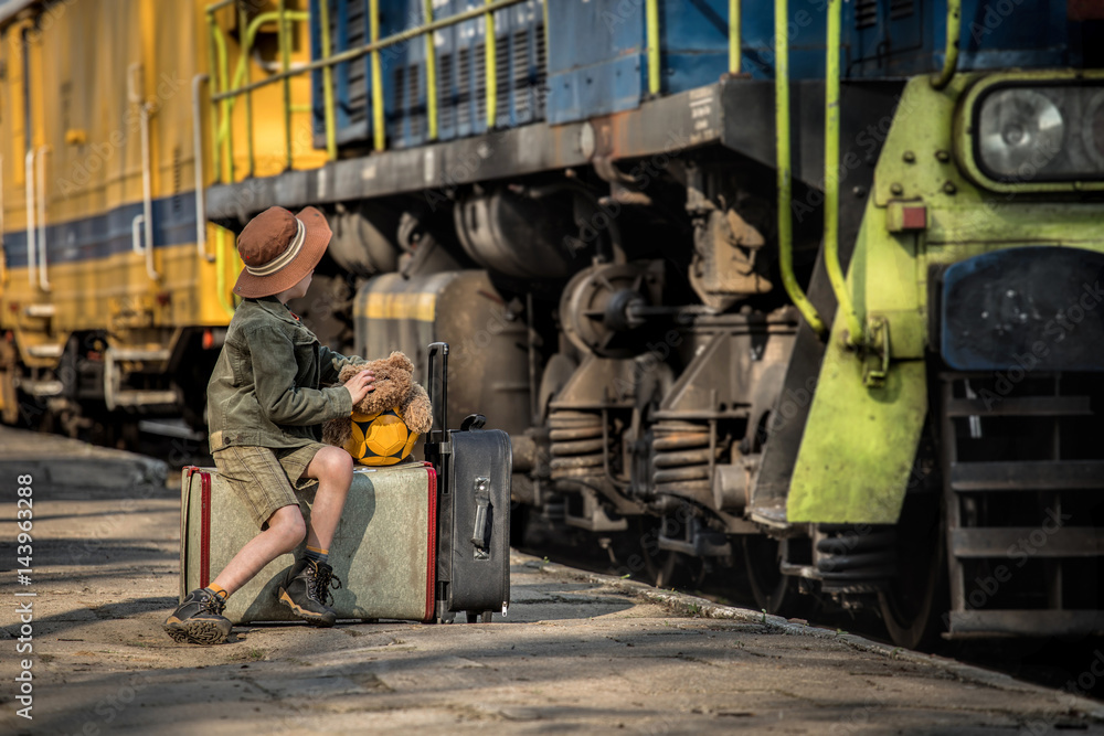  Waiting at the platform, traveler
