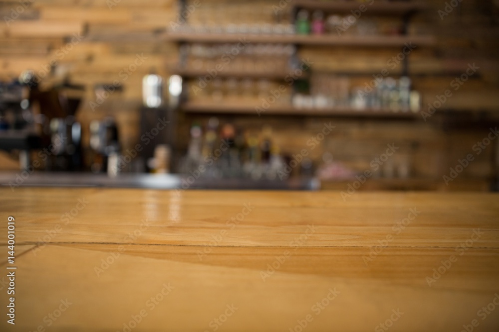 Obraz premium Empty counter in coffee shop