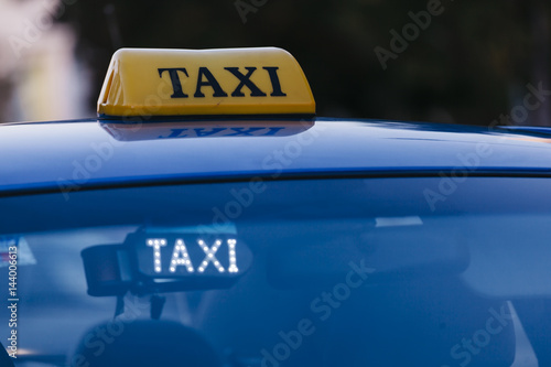 Taxi Car Roof Sign