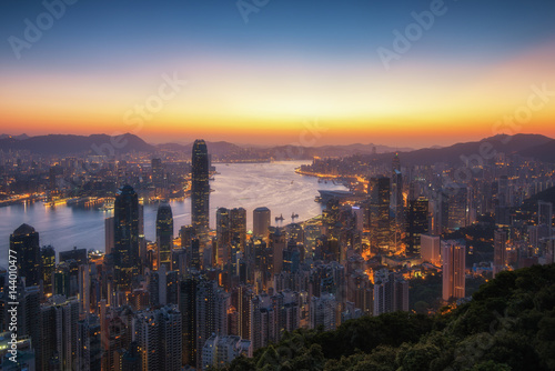 Victoria peak. Hong Kong skyline © structuresxx