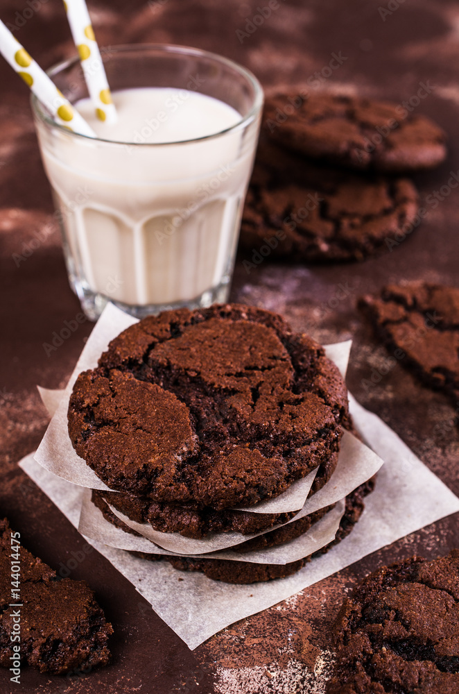 Round chocolate cookies Round chocolate cookies