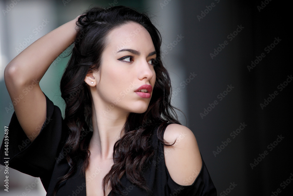 Beautyful girl in urban background