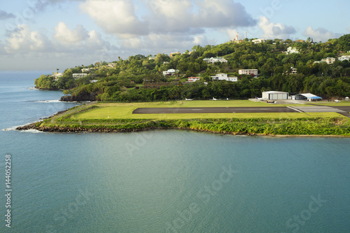 Карибы. Остров Сент-Люсия.Посадочная полоса аэропорта.