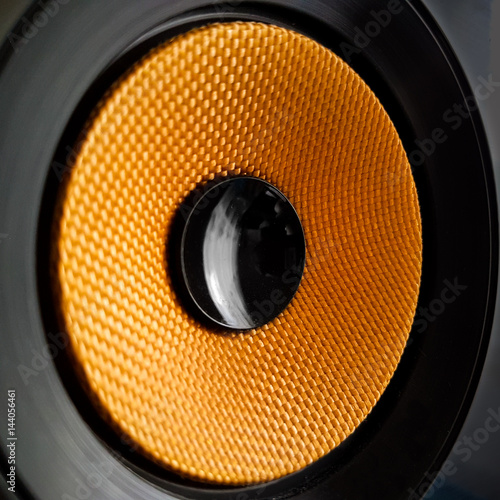 Multimedia Speaker