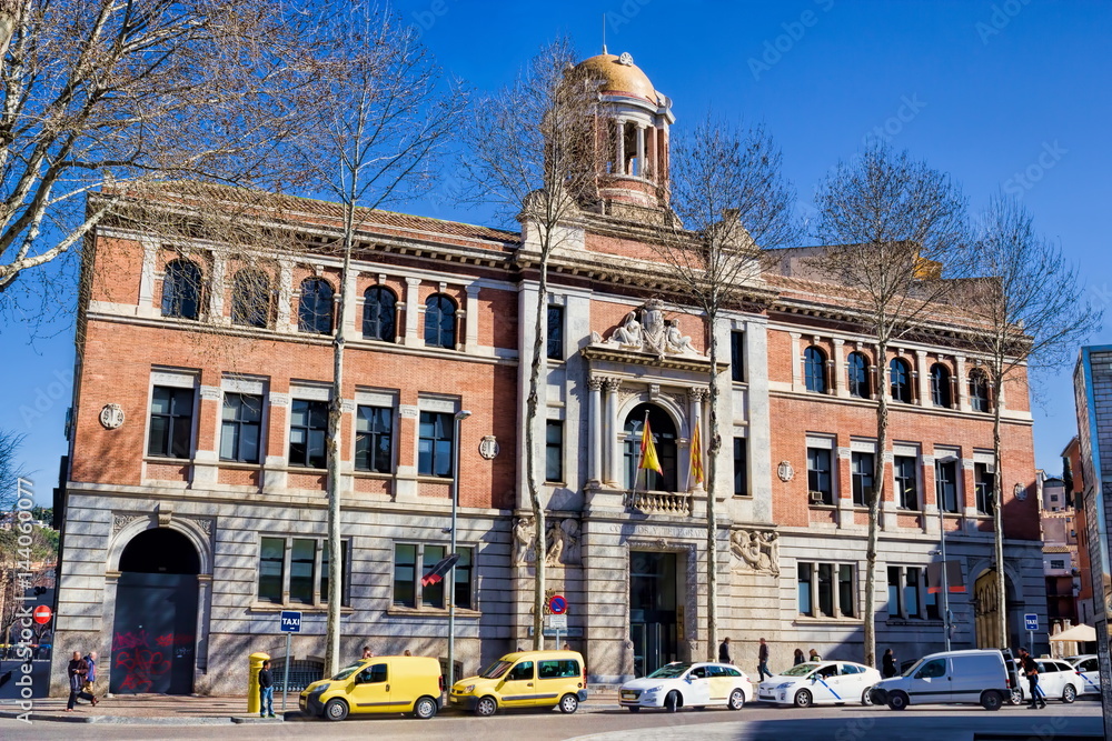 Girona, Altes Gebäude