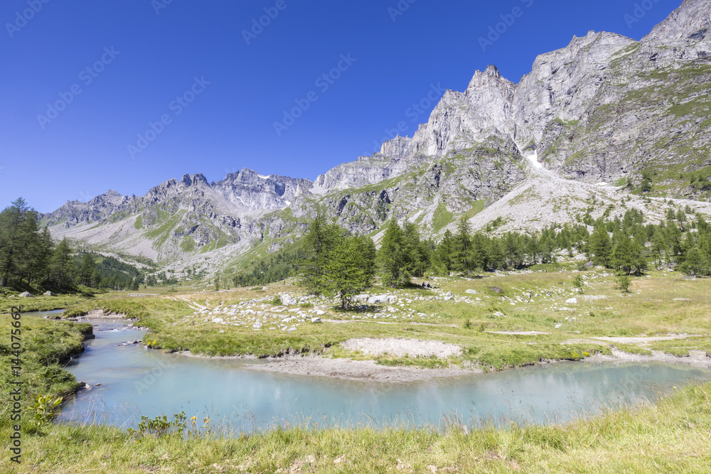 Bend on the river Buscagna, Alpe Devero, Valle Antigorio, Piedmont, Italy. Bend on the river Buscagna, Alpe Devero, Valle Antigorio, Piedmont, Italy.