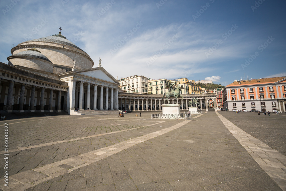Piazza del Plebiscito a Napoli