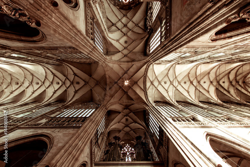 Canvas Print Interior of the Metropolitan Cathedral of Saints Vitus, Wenceslaus and Adalbert