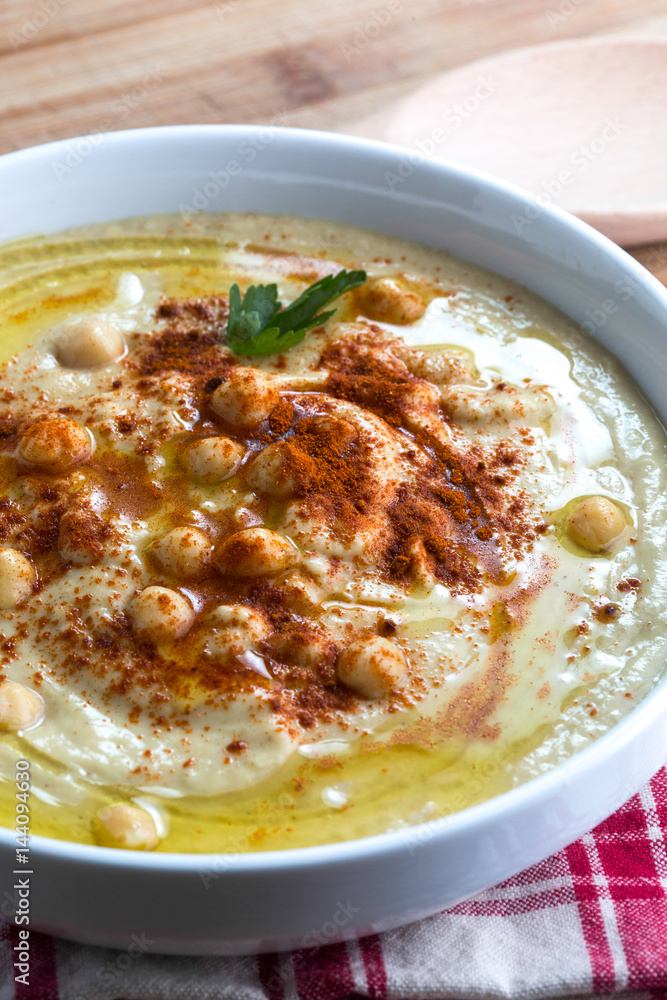 Hummus con garbanzos hecho en casa Hummus con garbanzos hecho en casa