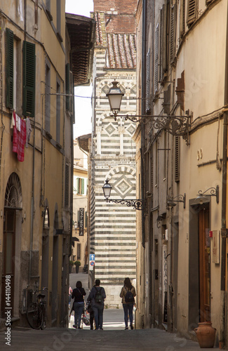 Italia,Toscana, Pistoia, centro città,un vicolo. © gimsan