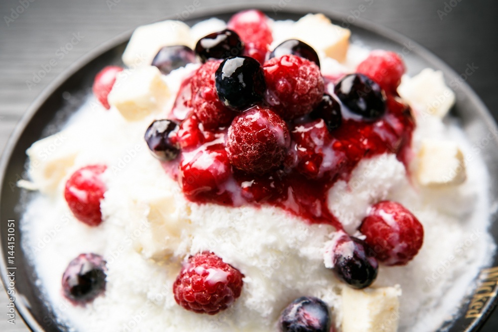 fresh fruits strawberry shaved ice fresh fruits strawberry shaved ice