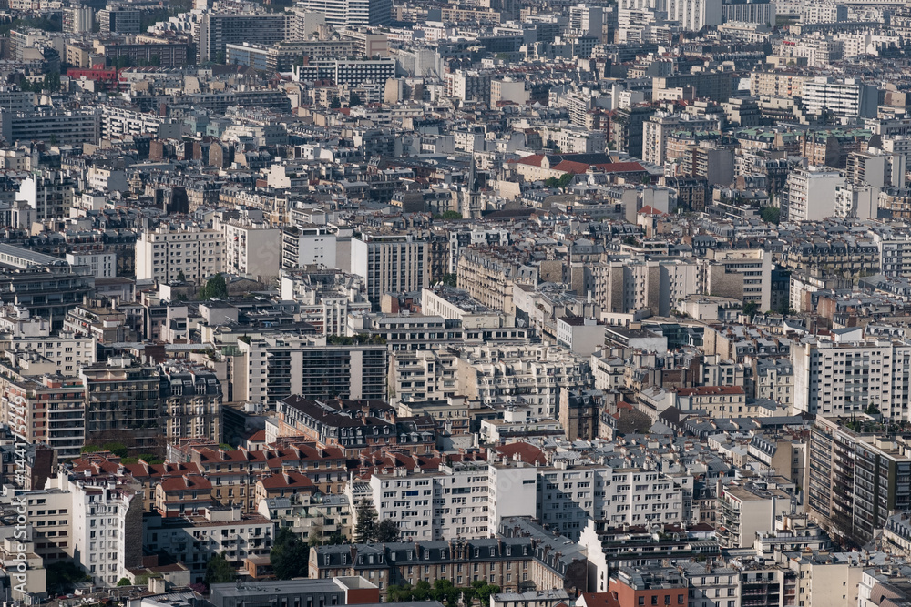 ville appartement logement paris vue du ciel aérien vue aérienne batiment immeuble béton saturation vivre concentration capitale construction habitat habitation densité nombreux habitant