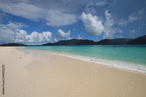 Fototapeta Naklejka Na Ścianę i Meble -  Curieuse Island Beach, Seychelles, Indian Ocean, Africa / Beautiful white sandy beach with a view to Praslin Island.