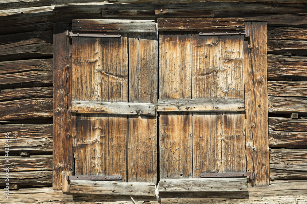 Naklejka premium Wooden shutters closed