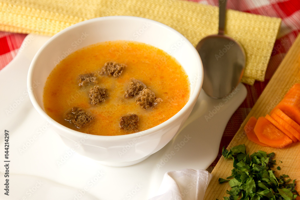 Pea cream soup with pumpkins, carrots and rye croutons Pea cream soup with pumpkins, carrots and rye croutons