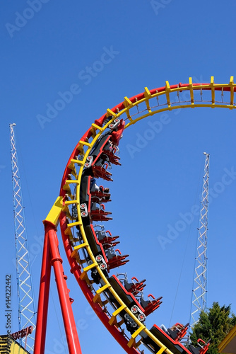 Achterbahn mit Achterbahnzug