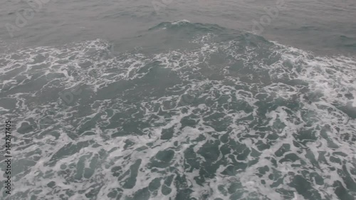 trace of the sailing ship