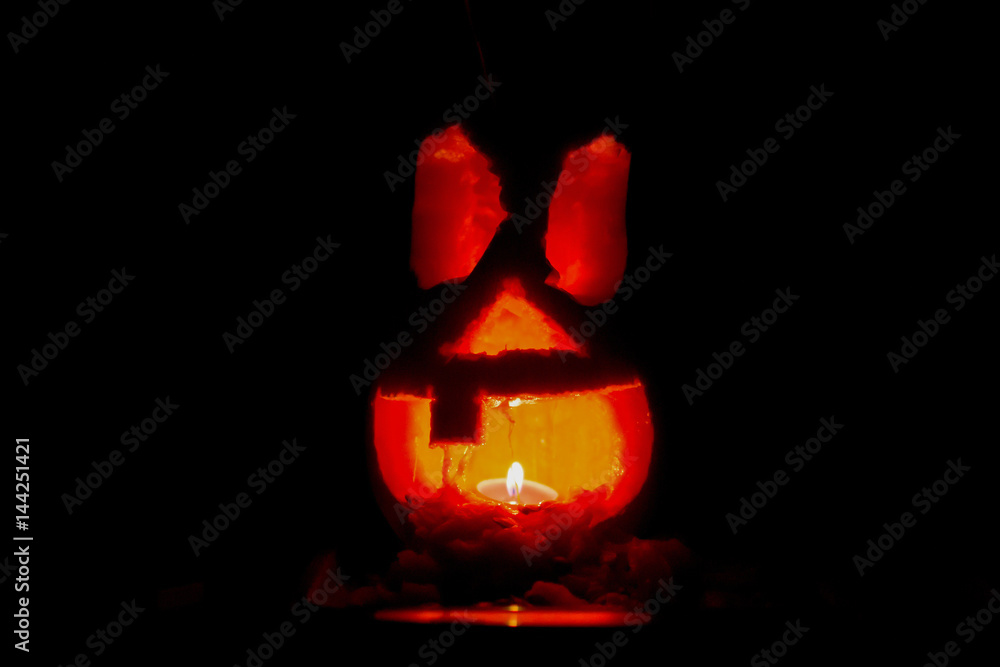 Naklejka premium Pumpkin in dark