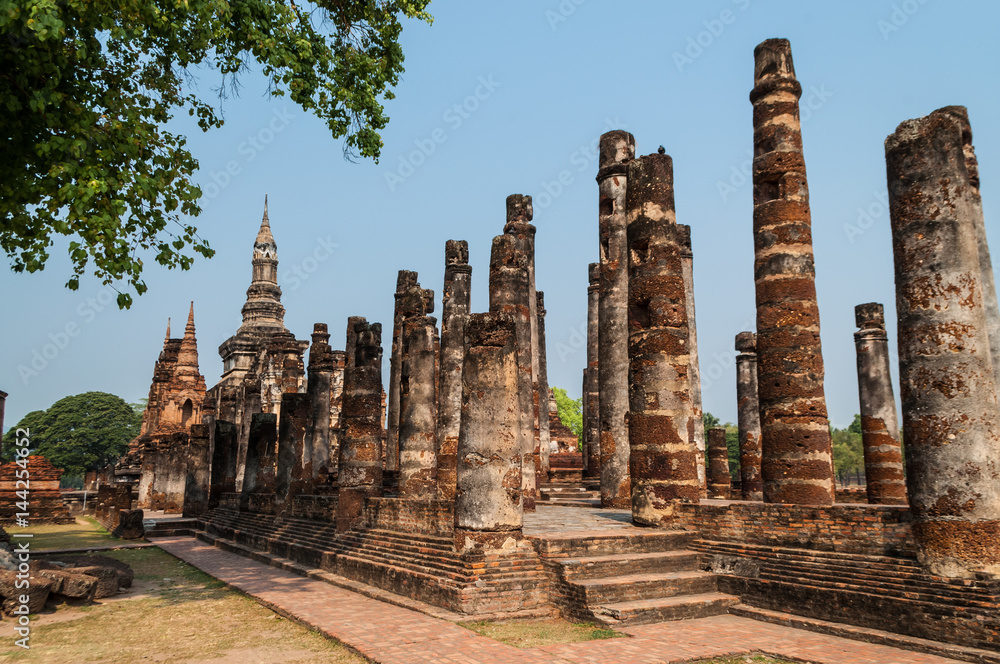 Obraz premium wat mahathat ancient ruin in sukhothai