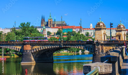 Obraz na plátně Saint Vitus cathedral with part of the palace complex Hradcany Prague