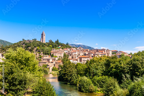 Foto Village d'Olargues dans l'Hérault en Occitanie, France