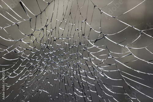 Window crack 