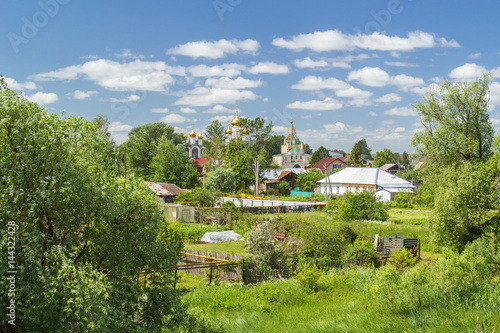 Вид на дома и Никольский женский монастырь в Переславле-Залесском