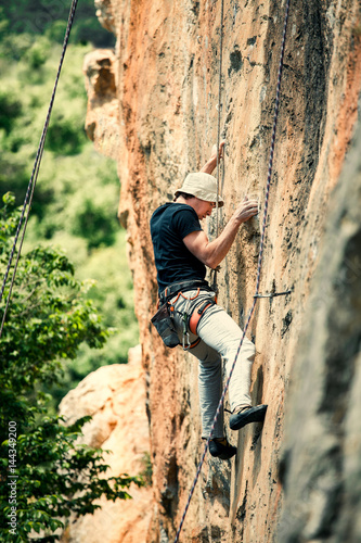 Rock climbing. © Nikolay Popov