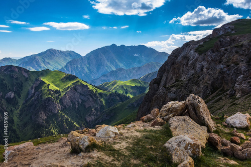 Good weather in the mountains. Moldo-Ashuu Pass. Central Asia © Alex Sipeta