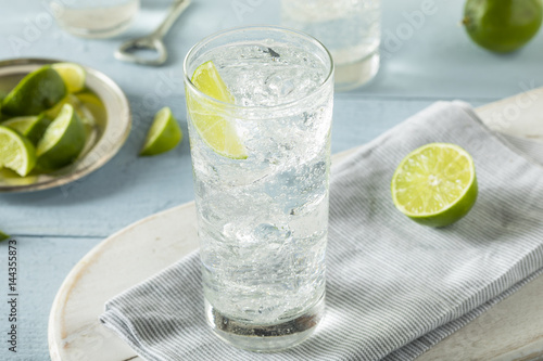 Refreshing Hard Sparkling Water