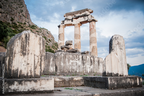 Obraz na płótnie Upper Central Greece, August 2015, Delphi ancient sanctuary - The Delphic Tholos w salonie