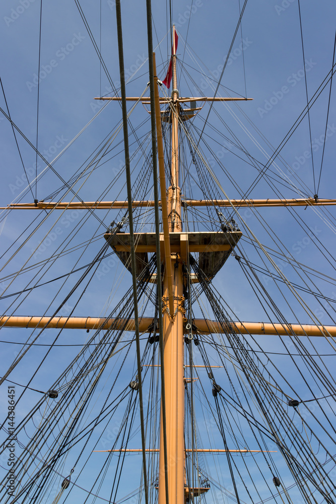 mast and rigging