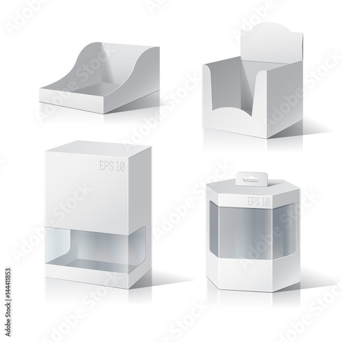 White empty box displays.
